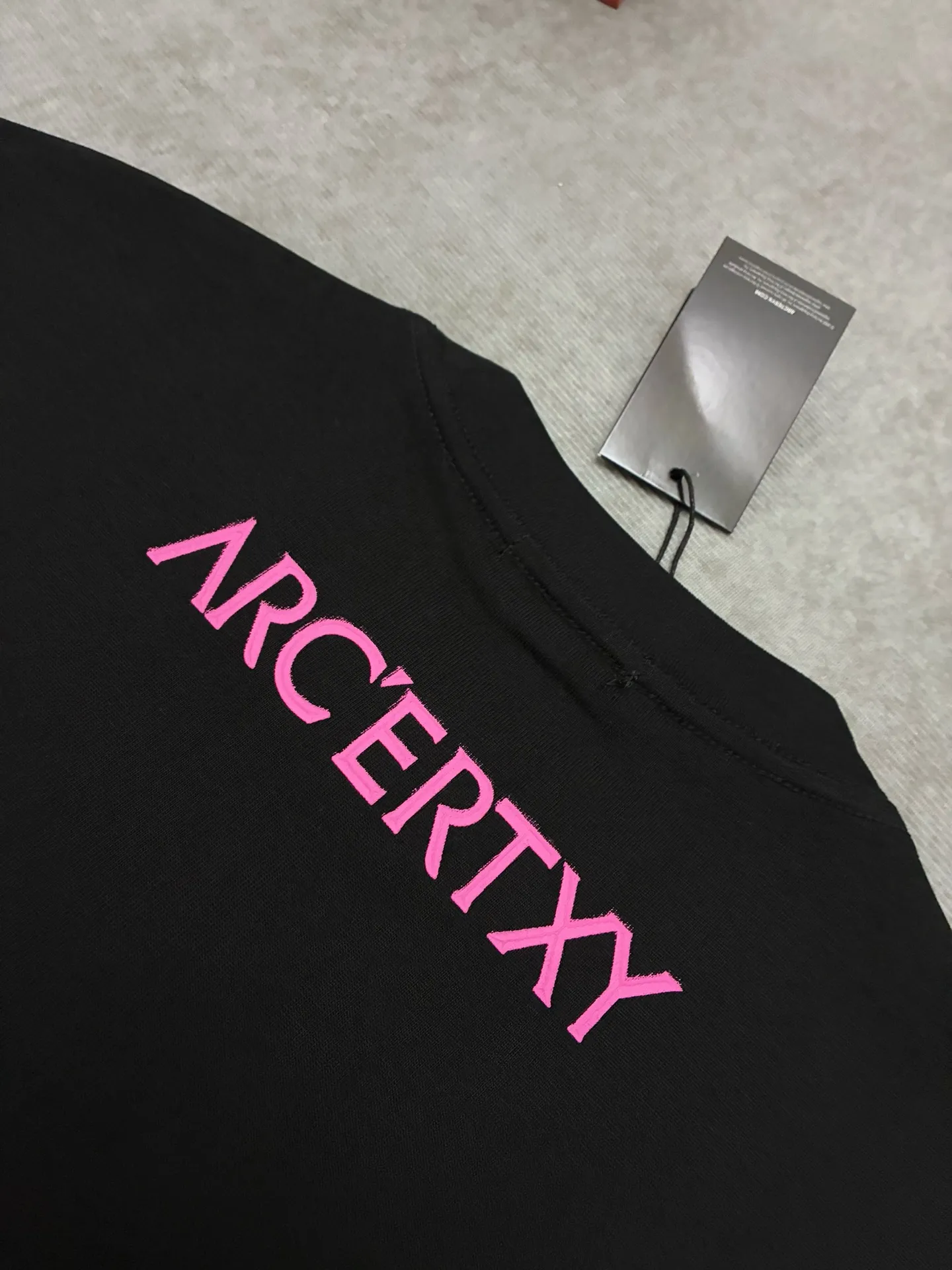 Arcteryx T 【Arcteryx ， 】 New Arrival ， Premium Versatile ， Same Style Arcteryx ， T ， ， ， logo logo ！ ， ， ， ， ， ， ， ！！ ， ， 。 ， 。 ， ， ！！ Sizes：S、M、L、XL、XXL